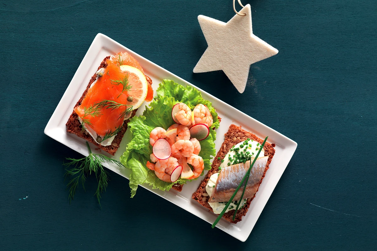 Smørrebrød: Danmarks åbne mad-magi på rugbrød!