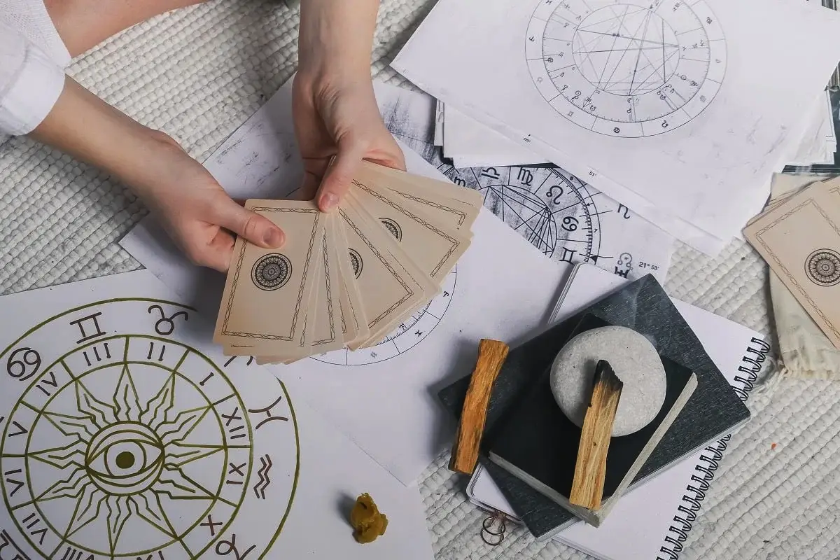 Horoskop for ugen 24.–30. november 2025 – det er DEN uge, hvor alt kan vende