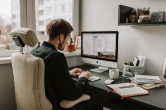 Sådan gemmer du din laptop efter arbejde – så den holder evigt!