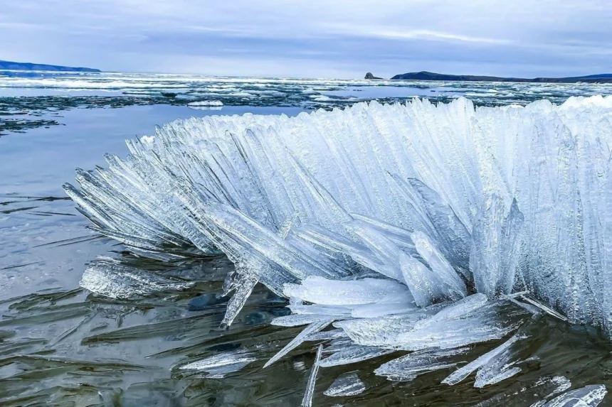Ny isform fundet: Ice XXI fryser ved stuetemp!