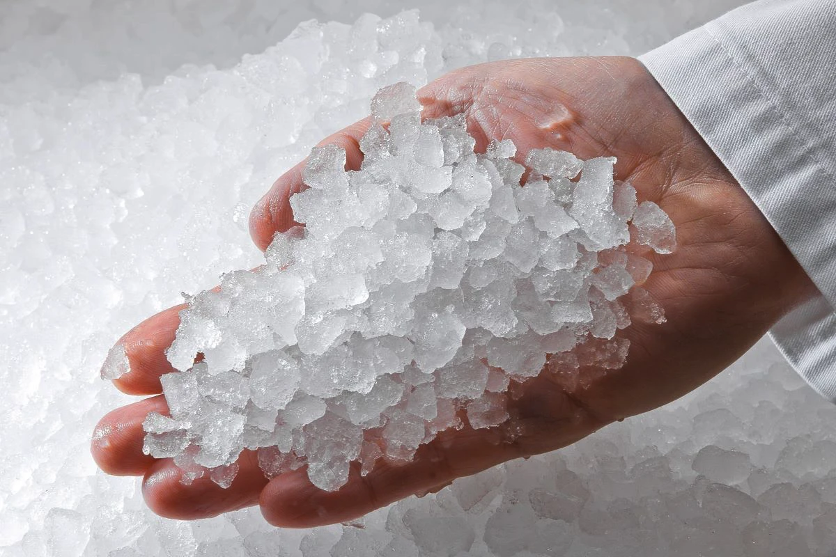 Ny isform fundet: Ice XXI fryser ved stuetemp!