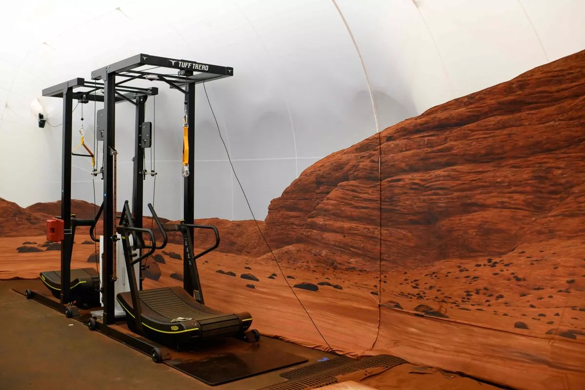 NASA-volontørerne har levet på Mars i et måned