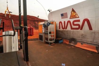 NASA-volontørerne har levet på Mars i et måned