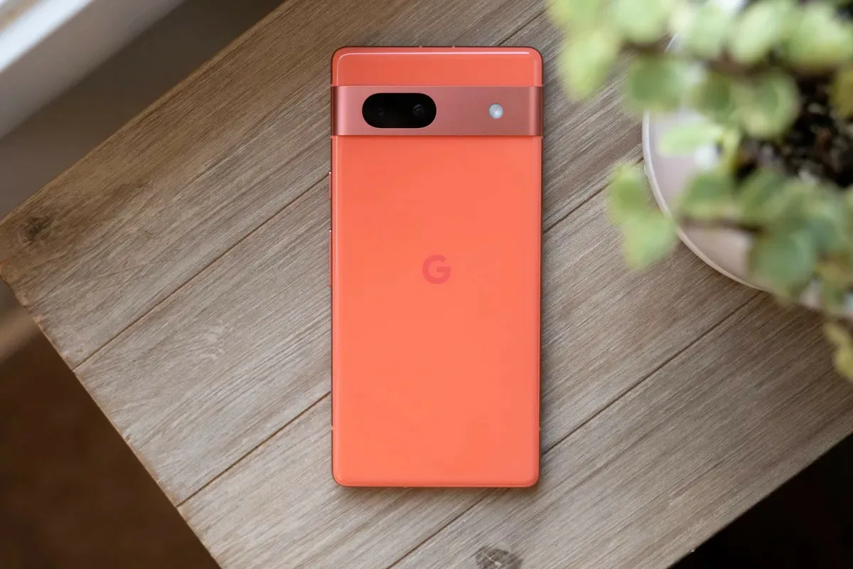 Tilgængelige modeller for alle: Eksperter vælger de bedste smartphones til under 300 dollars