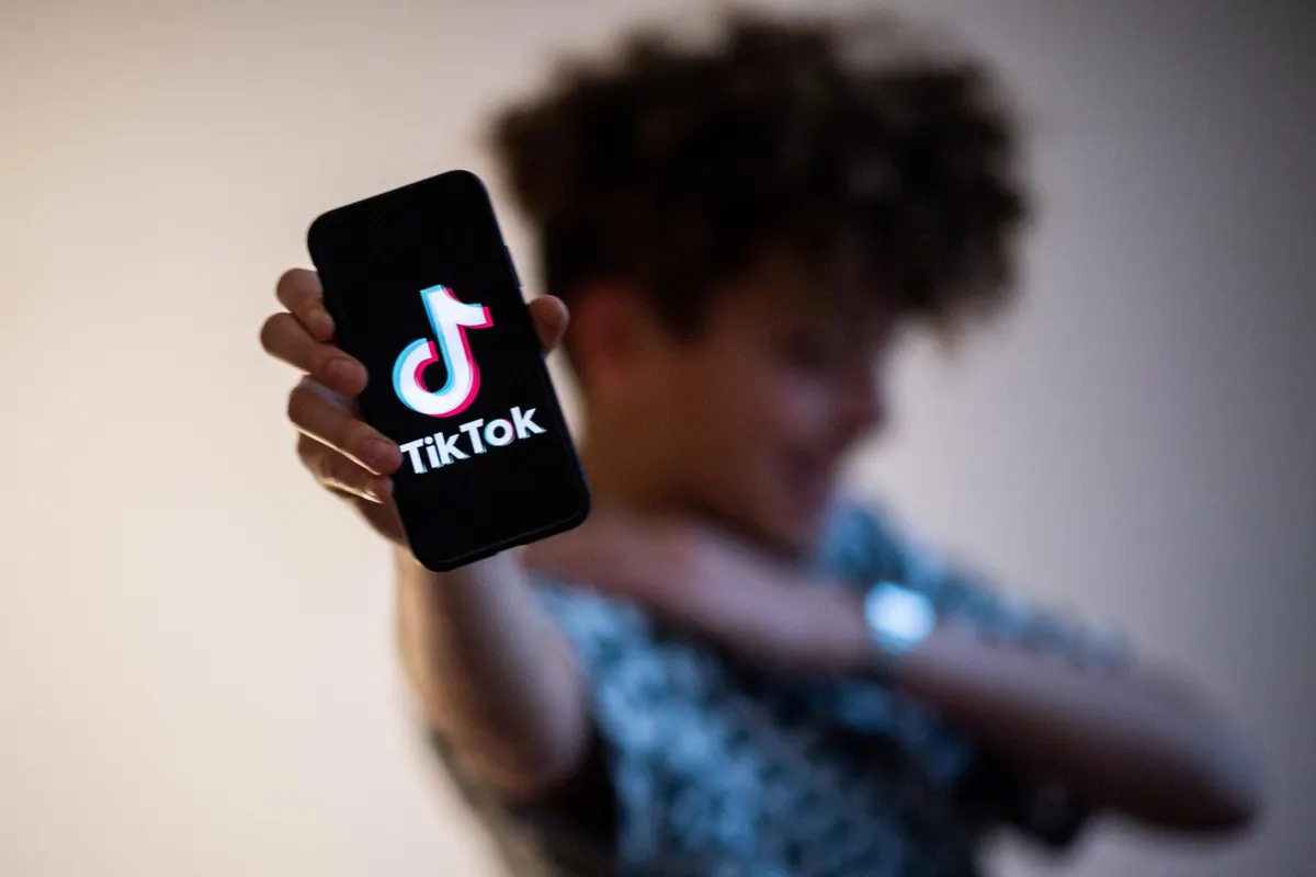Hvorfor forbyder Danmark børn at downloade det populære app