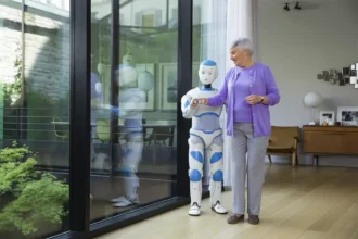Menneskelignende robotter går på pension efter 11 måneder på BMW-fabrikken
