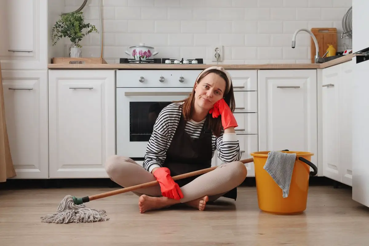 Hvorfor har danskerne droppet almindelige mopper – og skiftet til en nyhed, der er lynhurtig og knap bliver snavset!