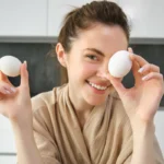 Nem ægge-rensning: Kokke-tricks, der virkelig virker!