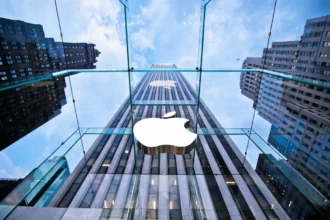 Apple i storm – fire topchefer forlader giganten på bare 72 timer