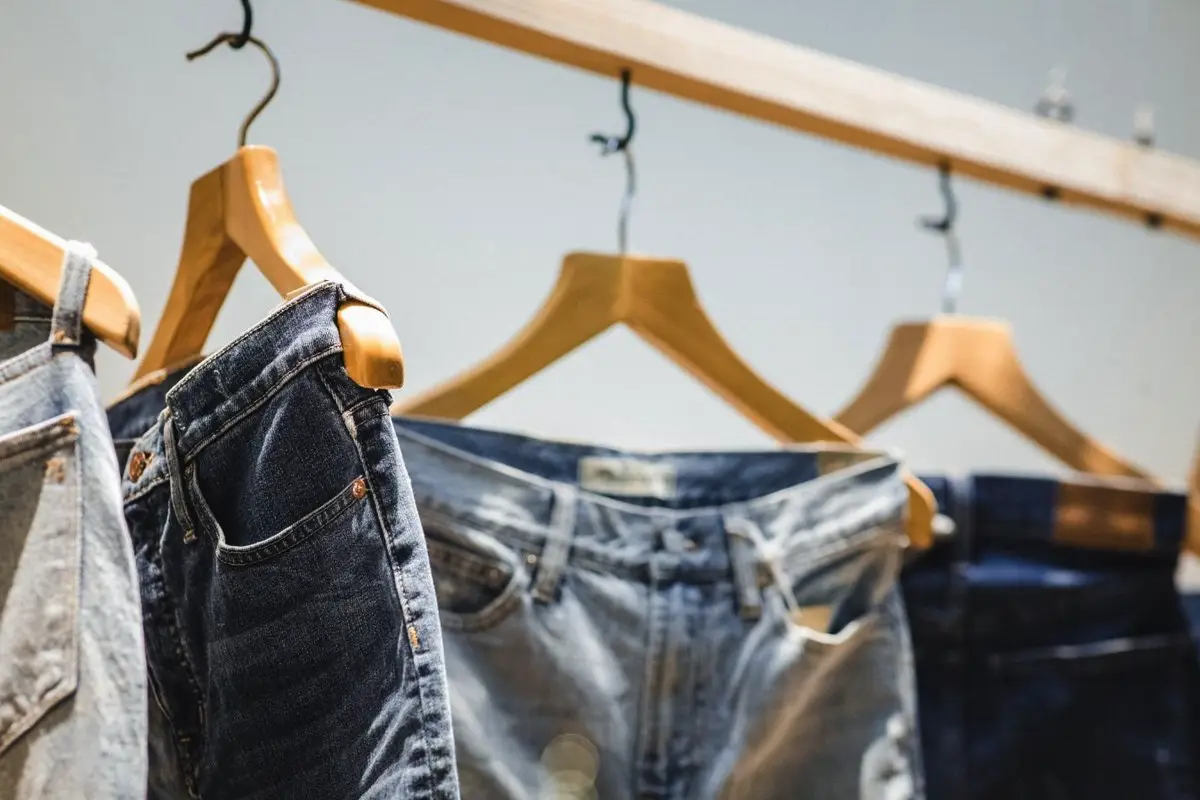 Hvor ofte skal du vaske dine jeans – hvis du vil have dem til at holde sig nye længe