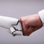 LG CLOiD: Den nye humanoid-robot, der skal overtage dit hjem