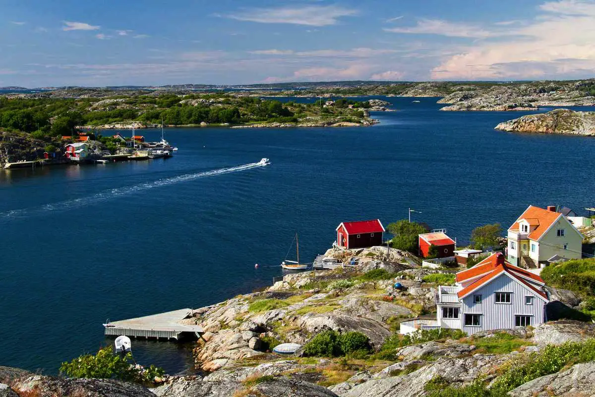 Hvilket land har flest øer? Svaret overrasker – og det er ikke et tropisk paradis!