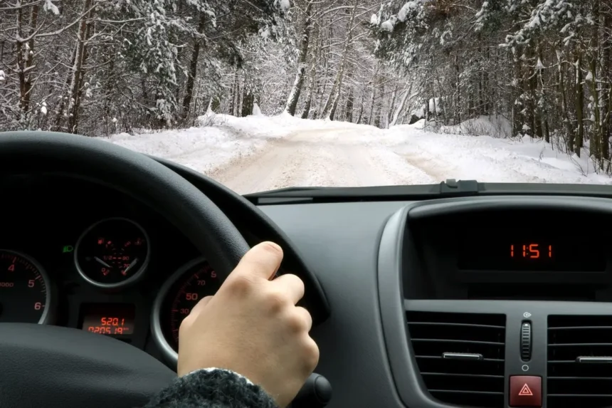 Hvor længe skal du køre på motorvejen for at oplade bilbatteriet? Sandheden uden myter