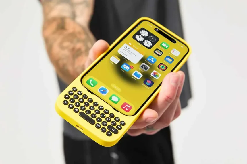 Clicks Communicator: Kun beskeder, fysisk tastatur, microSD, 3,5 mm og intet andet