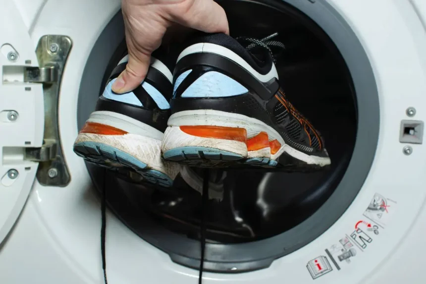 Vask sneakers i vaskemaskinen uden at ødelægge dem