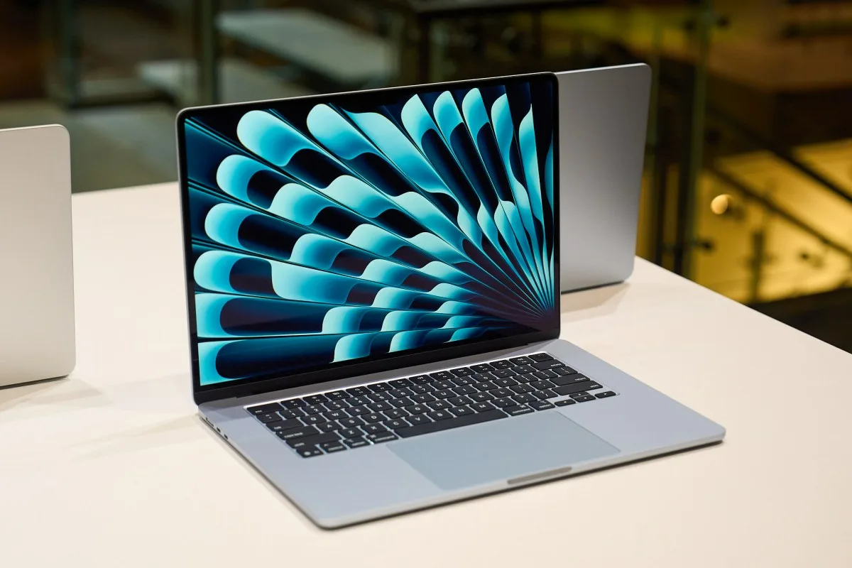 Hvilken MacBook skal du vælge i 2026? Find din perfekte følgesvend!
