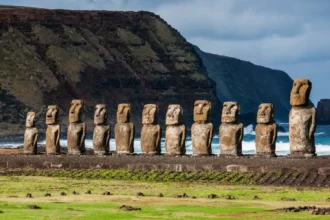 Mysteriet om Påskeøens statuer løst: Sådan "gik" moai-giganterne