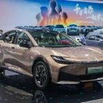 Ny elektrisk sedan fra Toyota: Billigere end Corolla og med LiDAR