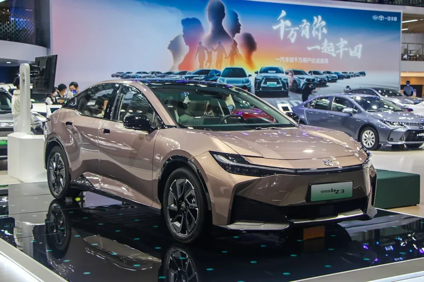 Ny elektrisk sedan fra Toyota: Billigere end Corolla og med LiDAR