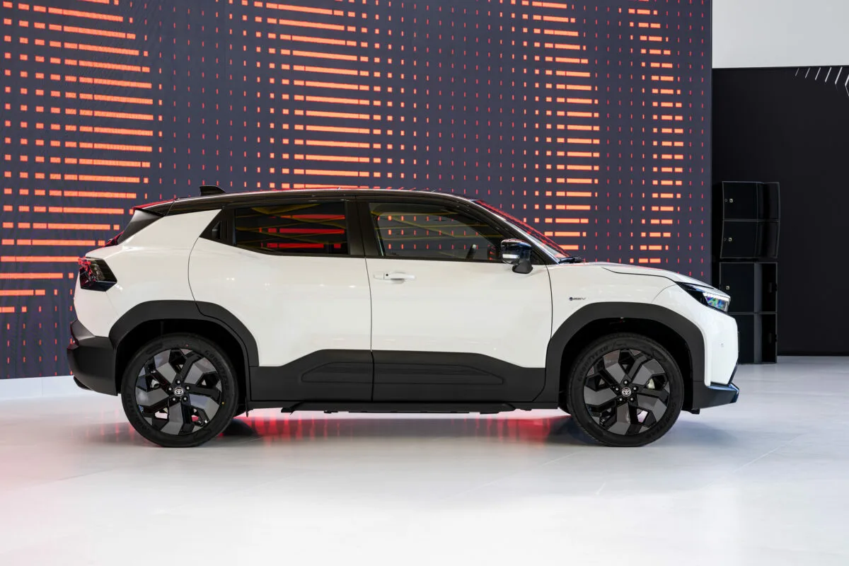 Toyota Urban Cruiser Ebella: Elektrisk crossover på Suzuki-base – nu officielt præsenteret!