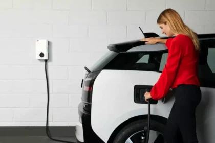 EU indfører nye regler for elbilsejere – sådan påvirker det dig i 2026!