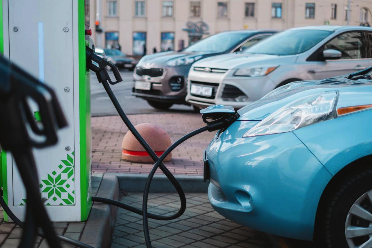 EU indfører nye regler for elbilsejere – sådan påvirker det dig i 2026!