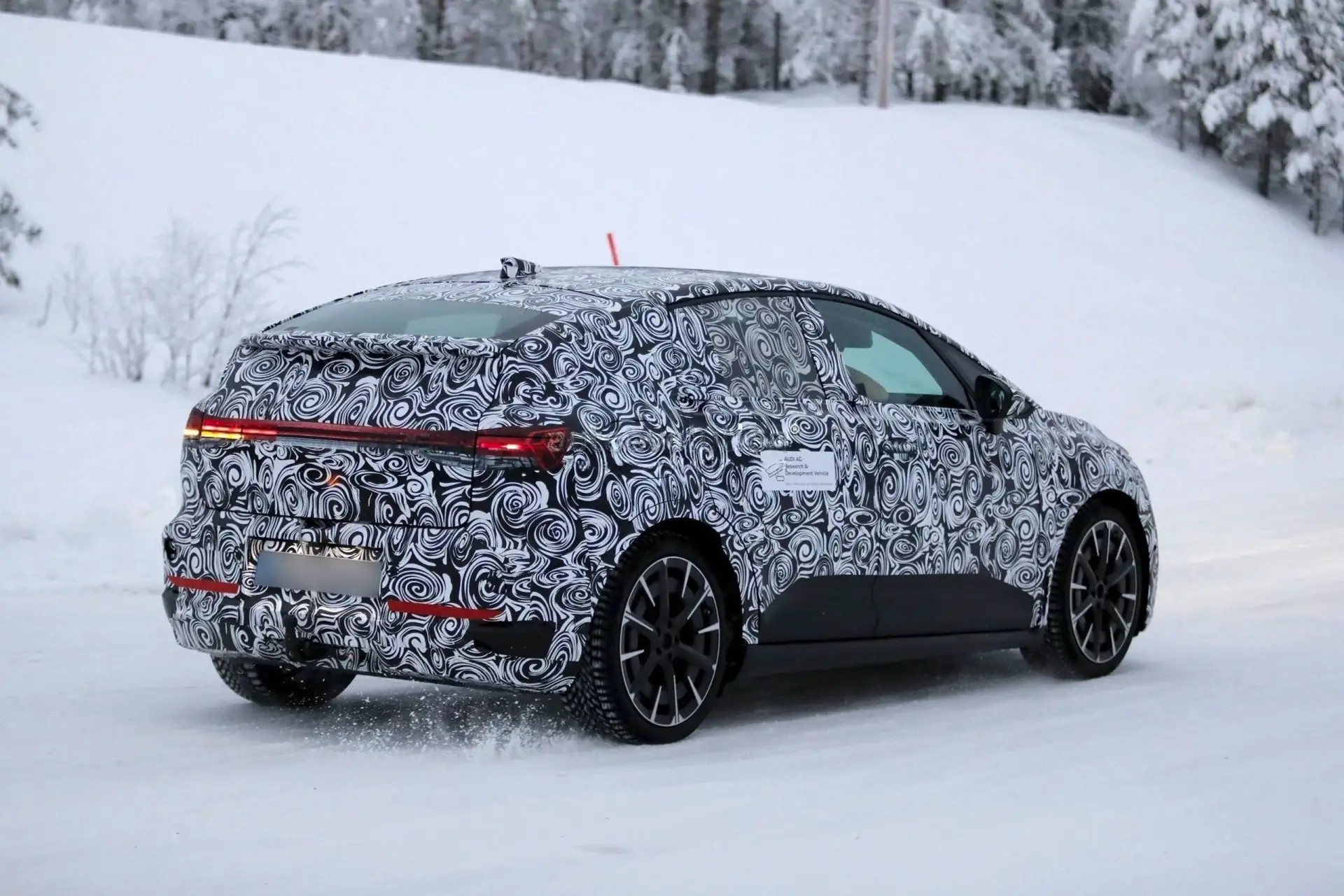 Audi afslutter udviklingen af sin mest tilgængelige elbil: A2 e-tron – her er de første fotos!