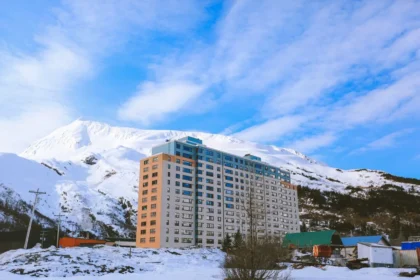 Whittier – byen hvor alle bor i én bygning