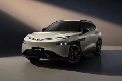 Volkswagen ID.Unyx 08: krossover med panoramatag og rigtig seng (foto)