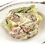 Restaurantsalat derhjemme: en simpel opskrift der imponerer alle
