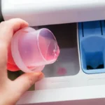 Den lille plastikdetalje i vaskemaskinen, som de fleste overser – og den sparer penge ved hver vask