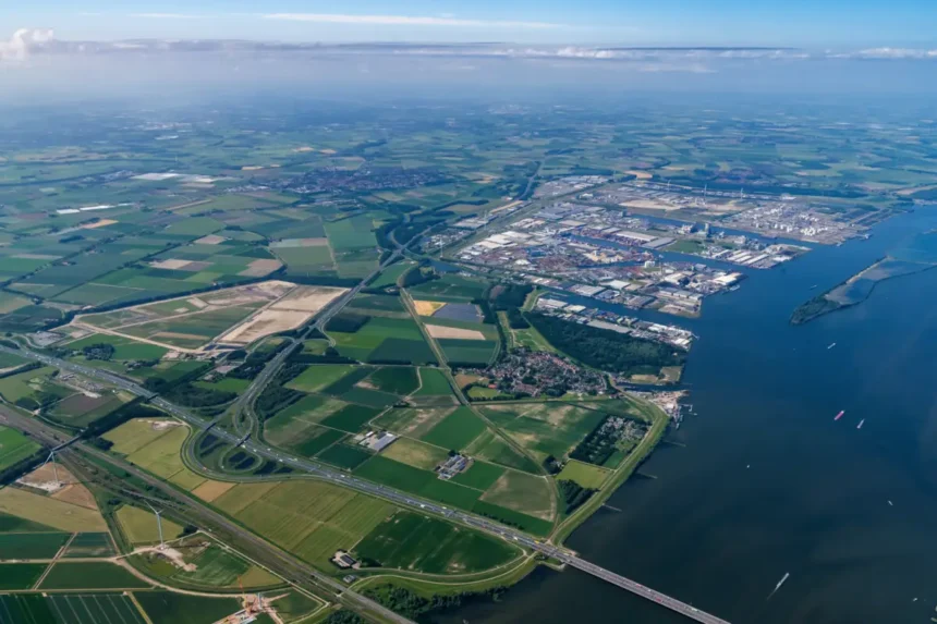 Hele by i Nederland skal rives ned og slettes fra kortet – alt for ét stort projekt