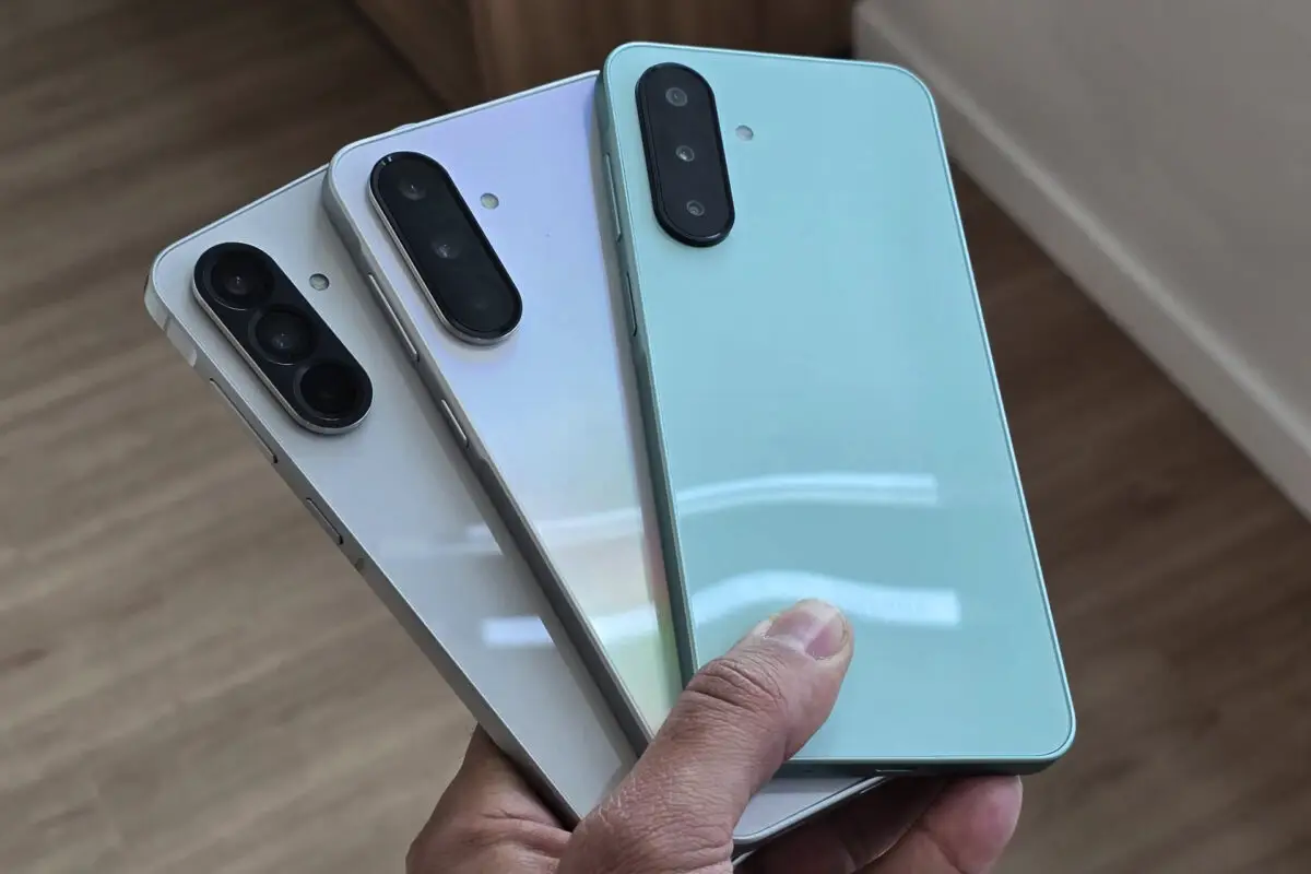 Maksimal batteritid og beskyttelse: de 10 mest pålidelige smartphones i 2026