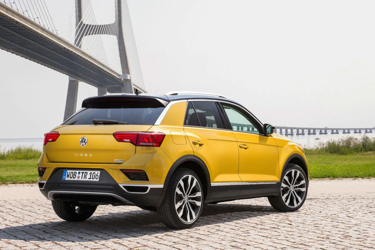 Legendarisk Golf nu i crossover-format: Volkswagen har vist den nye T-Roc