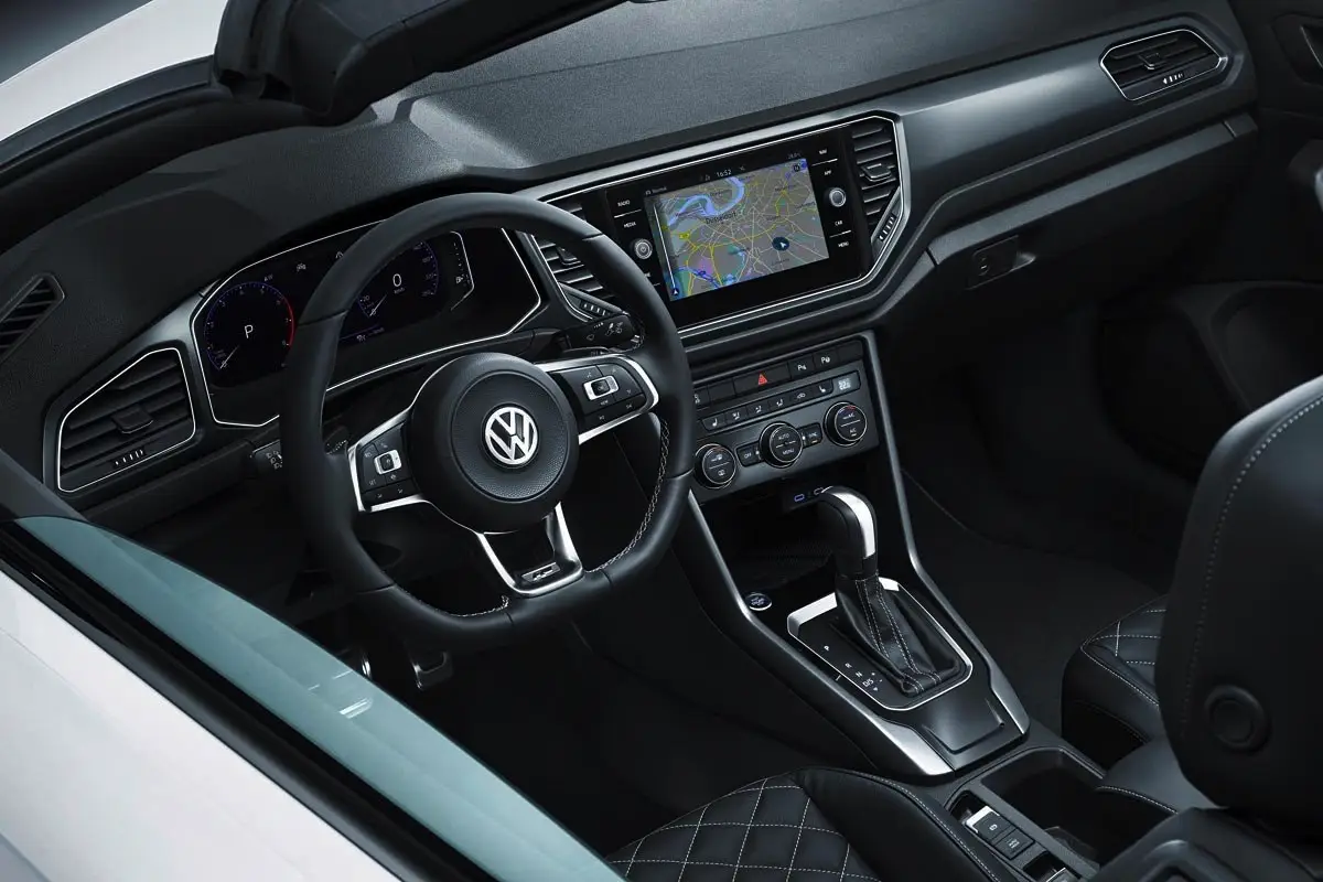 Legendarisk Golf nu i crossover-format: Volkswagen har vist den nye T-Roc