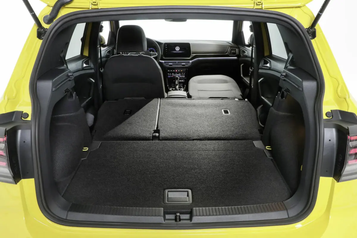 Legendarisk Golf nu i crossover-format: Volkswagen har vist den nye T-Roc