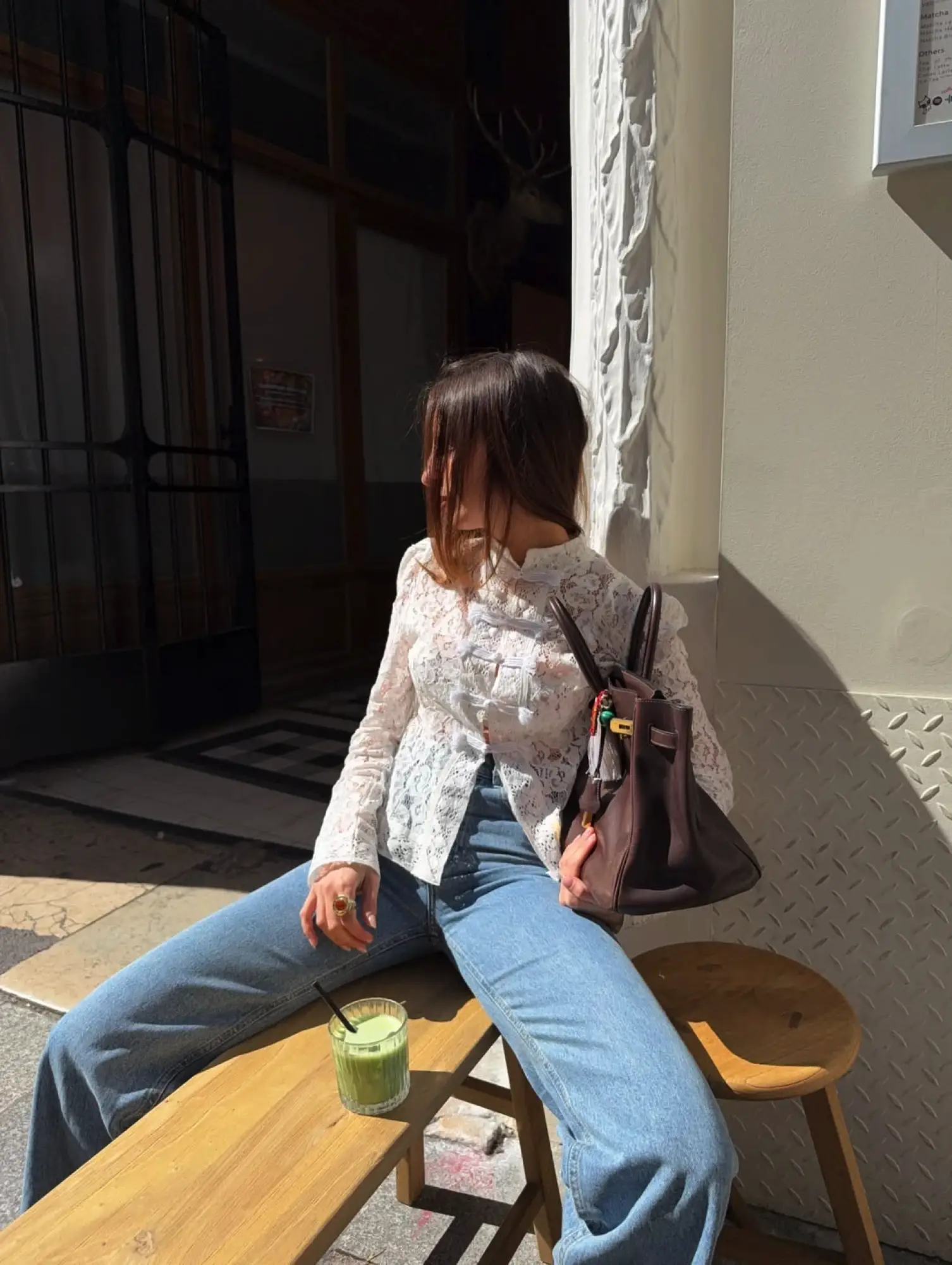 Sæsonens modehits, der perfekt komplementerer dine jeans-looks