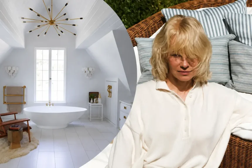 Pamela Anderson overraskede med sit hyggelige badeværelse