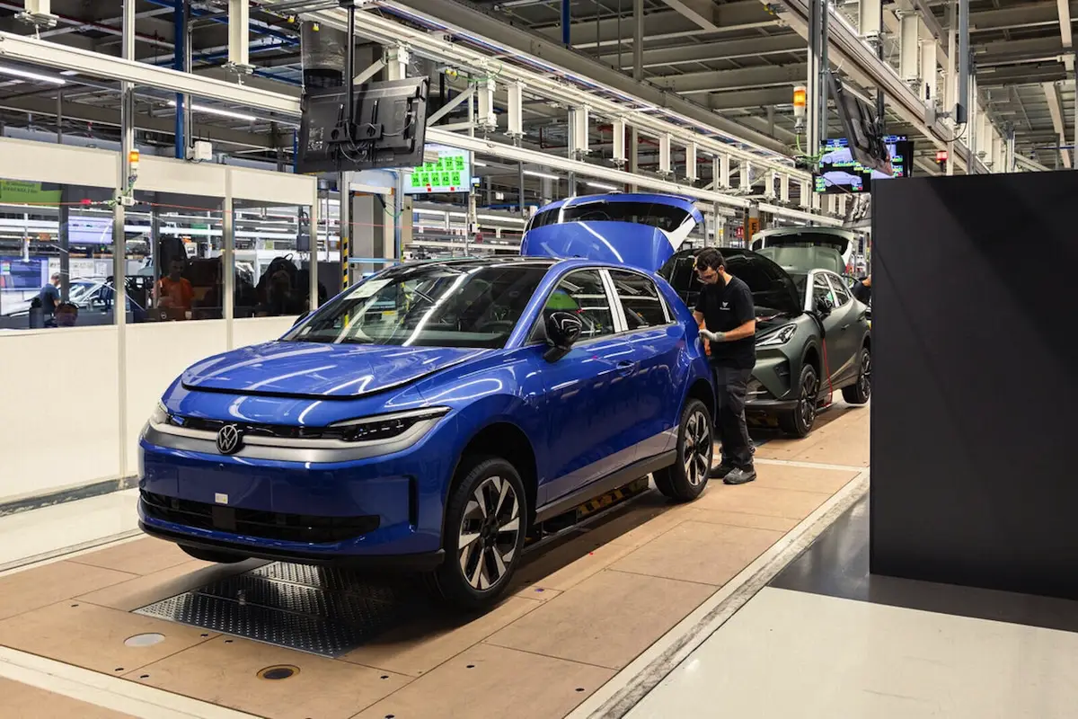 De nye billige elbiler er her: ID. Polo og CUPRA Raval er i produktion