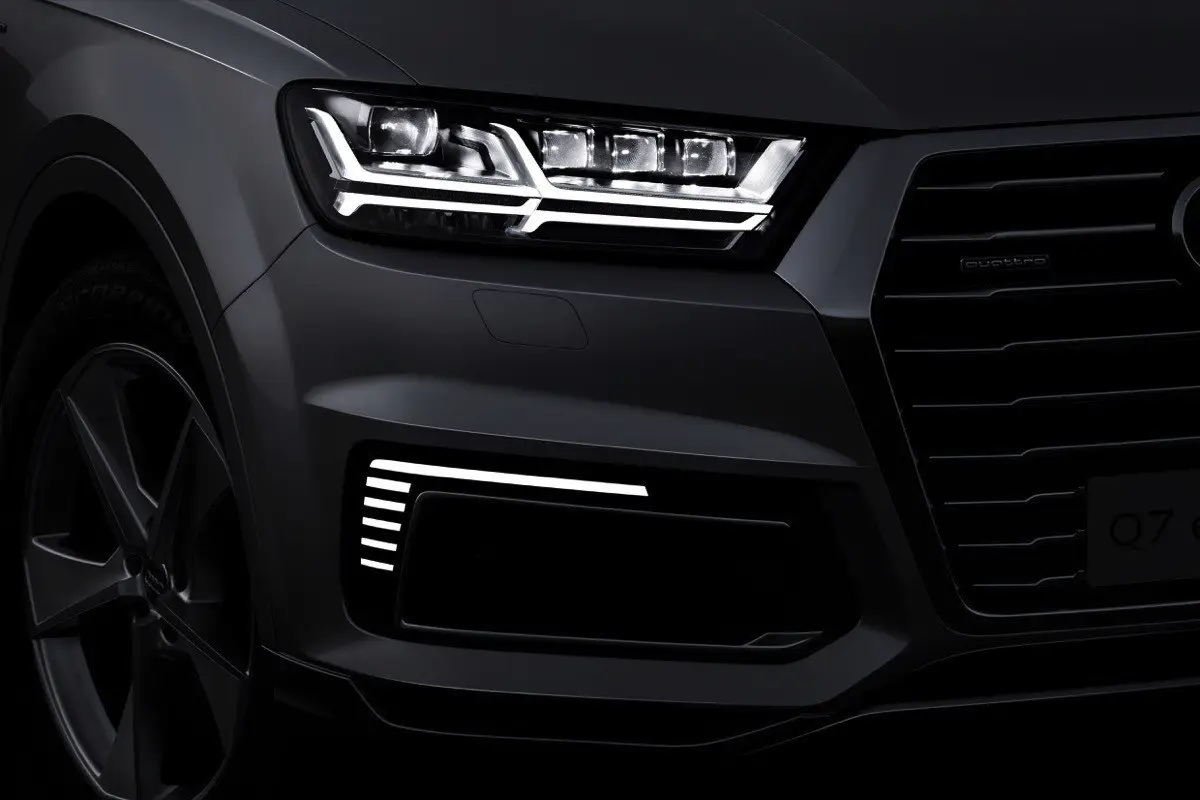 Projektionsblinklys i nye Audi Q7: Verdens første på en produktionsbil (video)