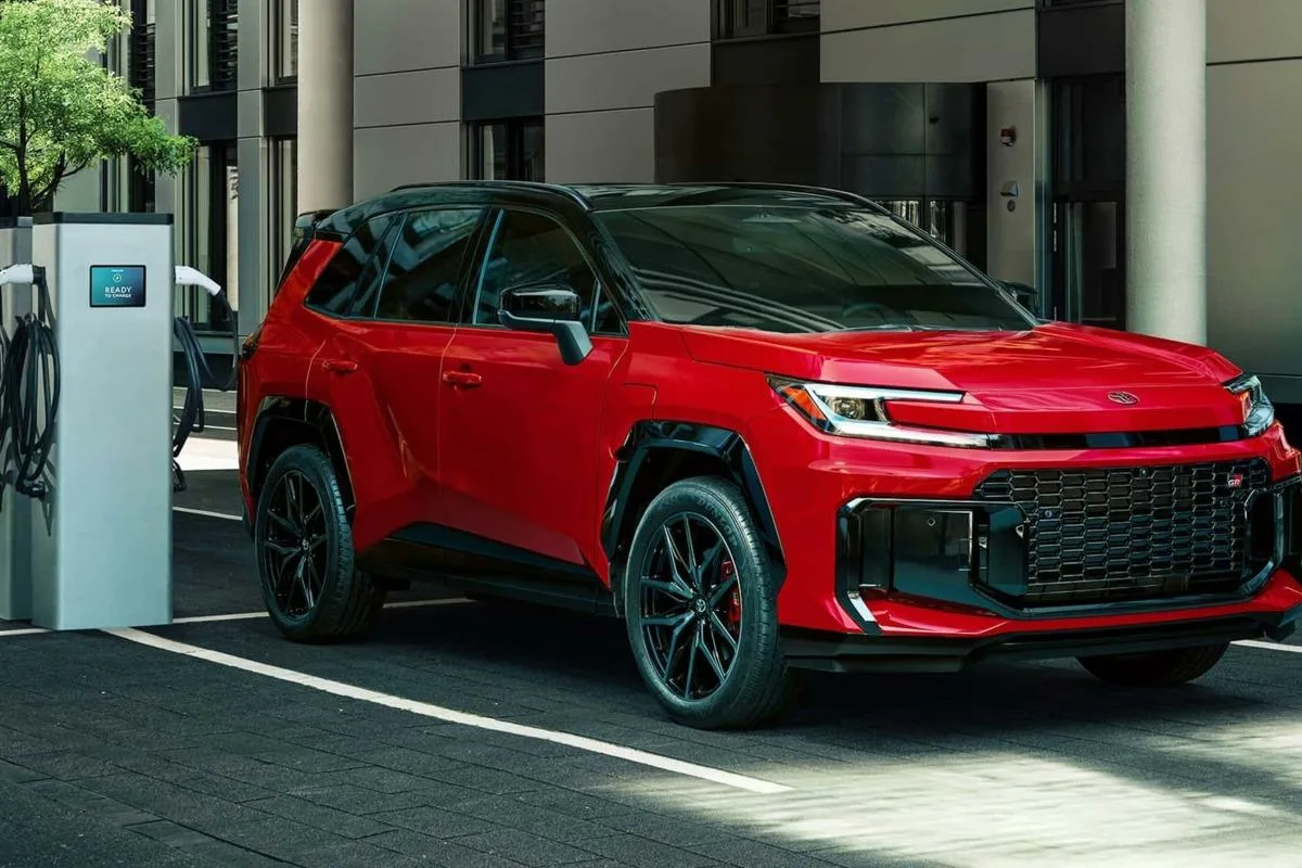 Toyota melder fuld udsolgt på nye benzinbiler – danskerne vil have dem
