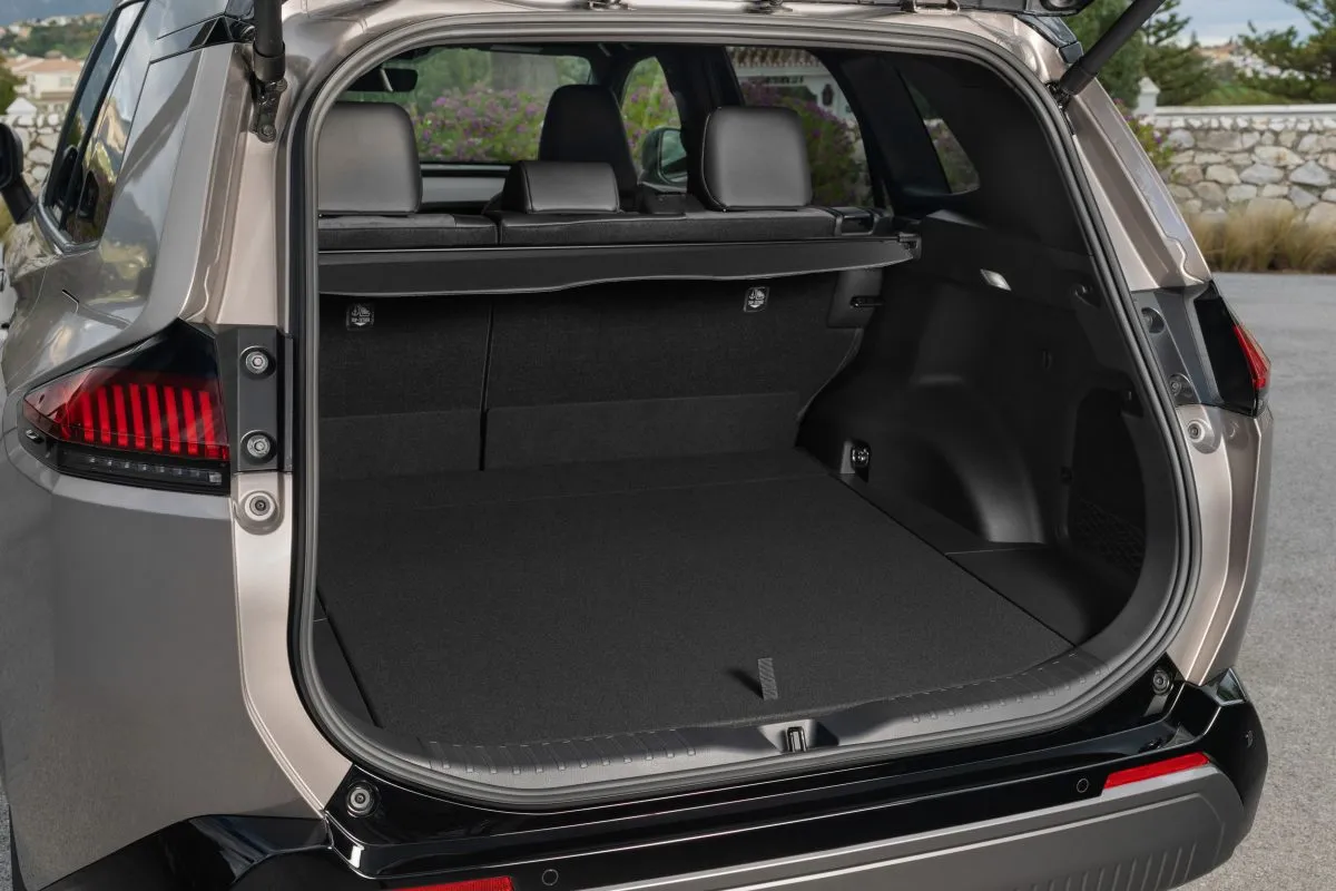 Ny Toyota RAV4 2026 allerede i danske forhandlere