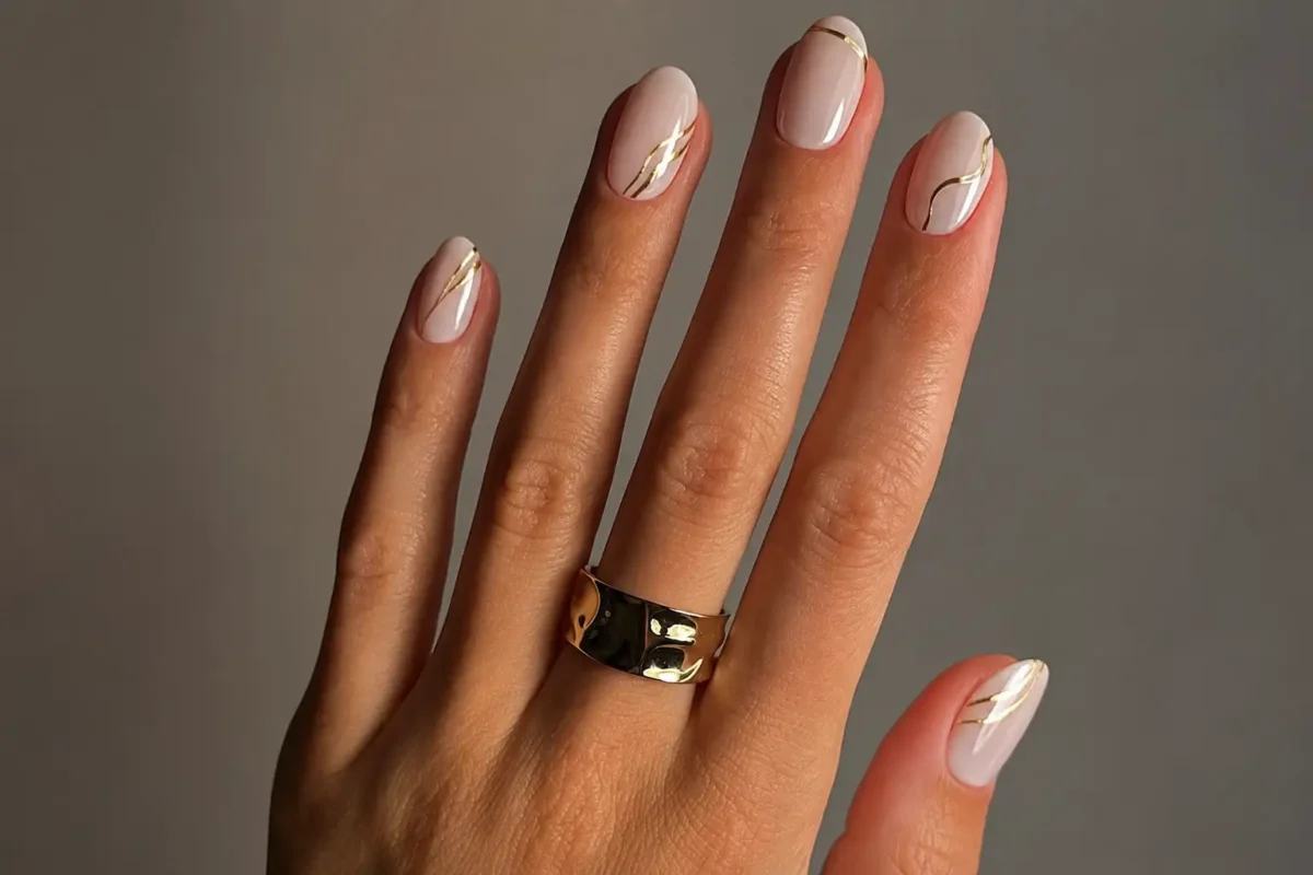 Flot, men praktisk: 5 ideer til sommer manicure