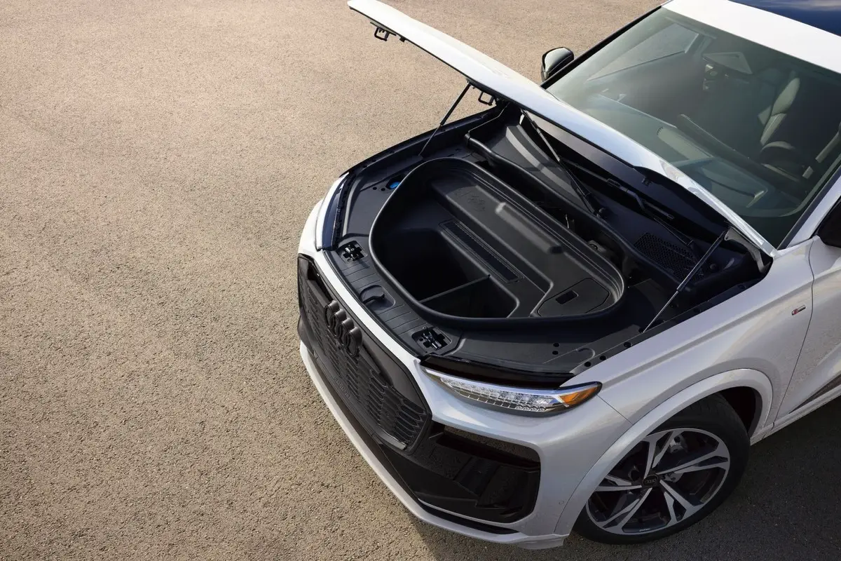 Audi Q6 e-tron 2027: 523 km rækkevidde og lynhurtig opladning