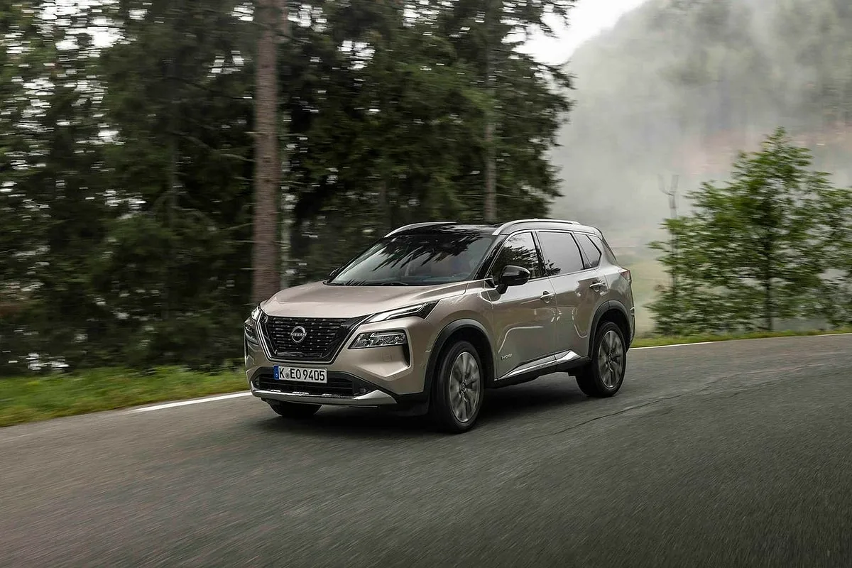 Toyota RAV4 og Mazda CX-5: Hvilken hybrid-SUV'er bedst?