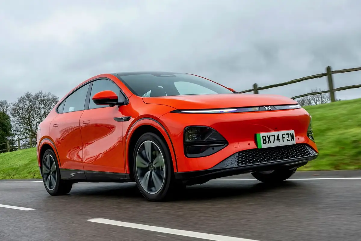 Xpeng G6 udfordrer Tesla Model Y med 12 minutters opladning